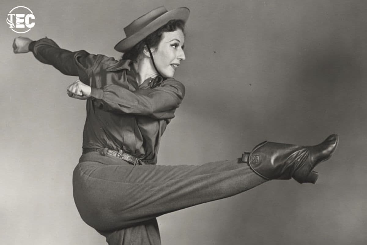 Martha Graham on the Hidden Danger of Comparing Yourself to Others